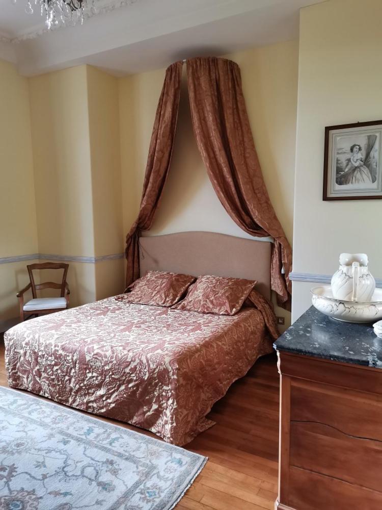 Chateau De Courseulles Chambre photo